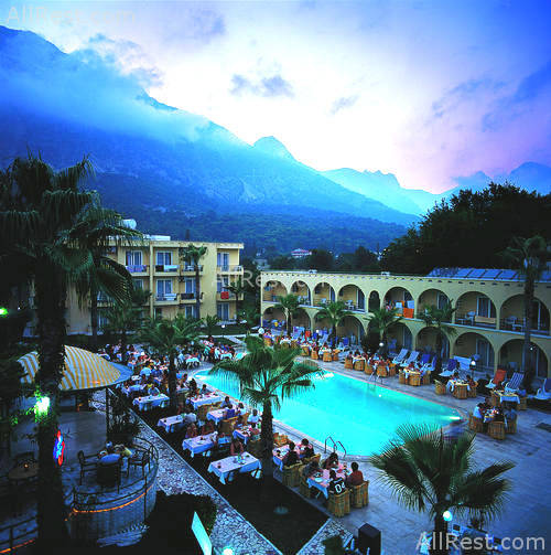 Golden Sun Hotel